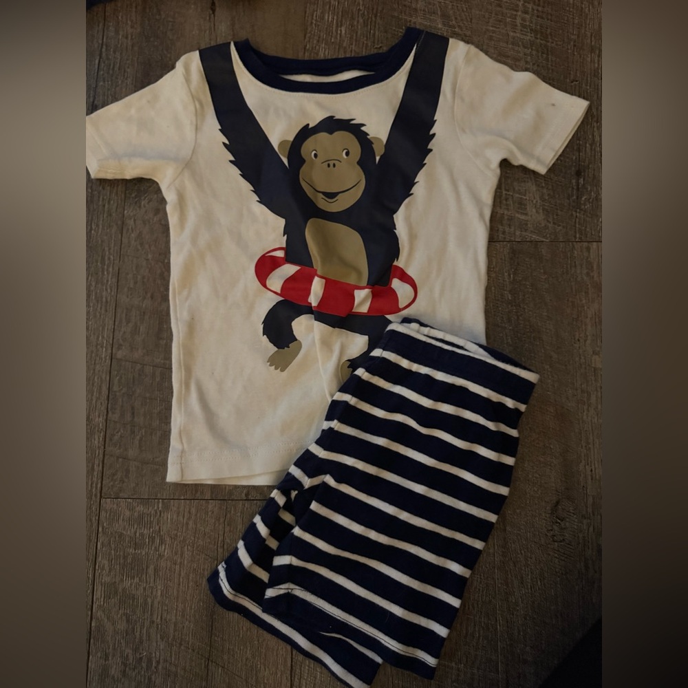 Carters 4t pajama set